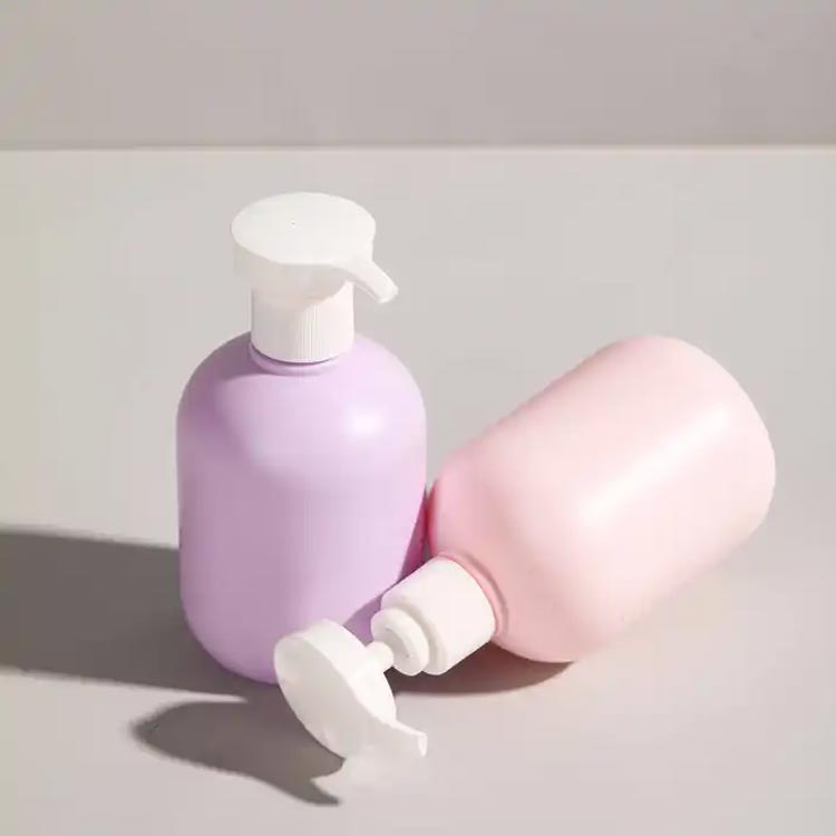 PET 250ml plastic boston round squat bottle with lotion dispenser