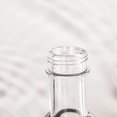 750ml flat-bottomed glass bordeaux wine bottle with seal shrink capsule Cap for wine making