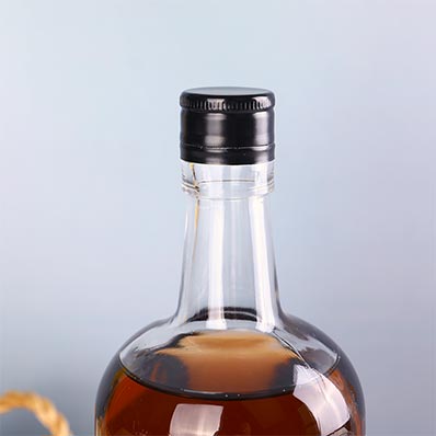 High quanlity round clear 750ml glass whiskey bottle with screw cap