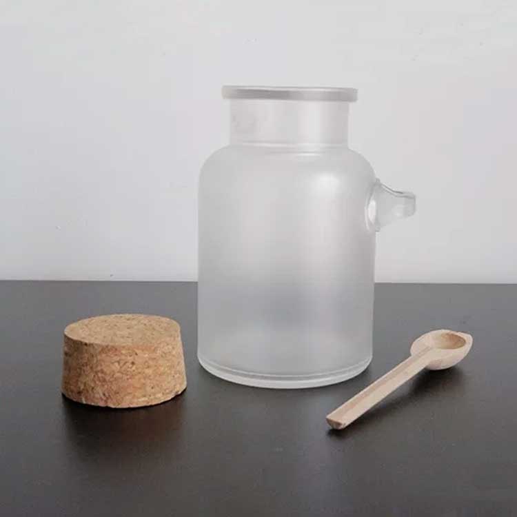 Frosted 100g/200g/300g plastic bath salt jar with scoop and corked lid