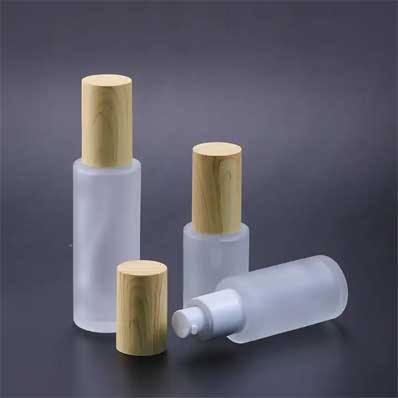 Wholesale frosted 120ml plastic bamboo spray bottle from bamboo cosmetic packaging supplier