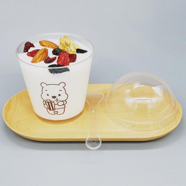 Best small clear 100ml plastic cake parfait cups with lids for dessert