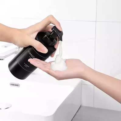 Reusable black 16oz plastic dish soap bottle with pump disppenser and clip