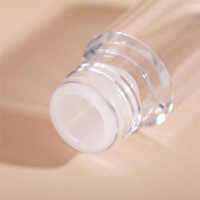 Refillable mini round 5ml 10ml plastic lip gloss bottles with rubber stoppers for makeup