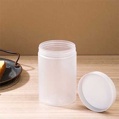 Wide mouth empty round 650ml plastic mayonnaise jars with screw lids for kitchen