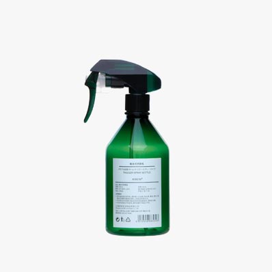 Wholesale large green 32oz plastic spray bottles with adjusted sprayers