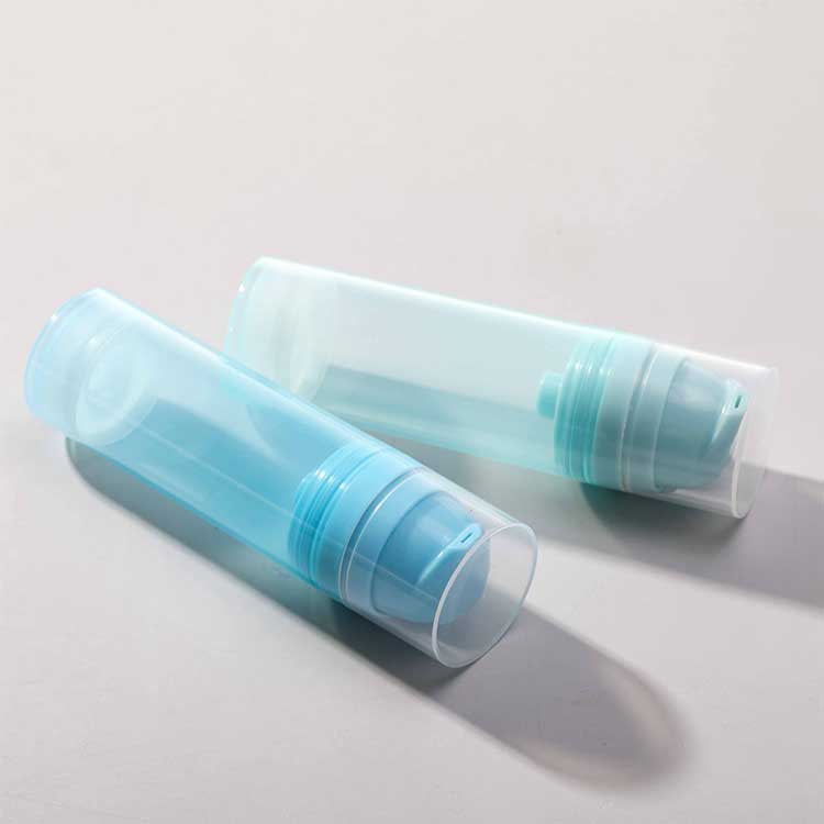 Refillable clear 50ml plastic airless bottle with pump for cosmetic packaging