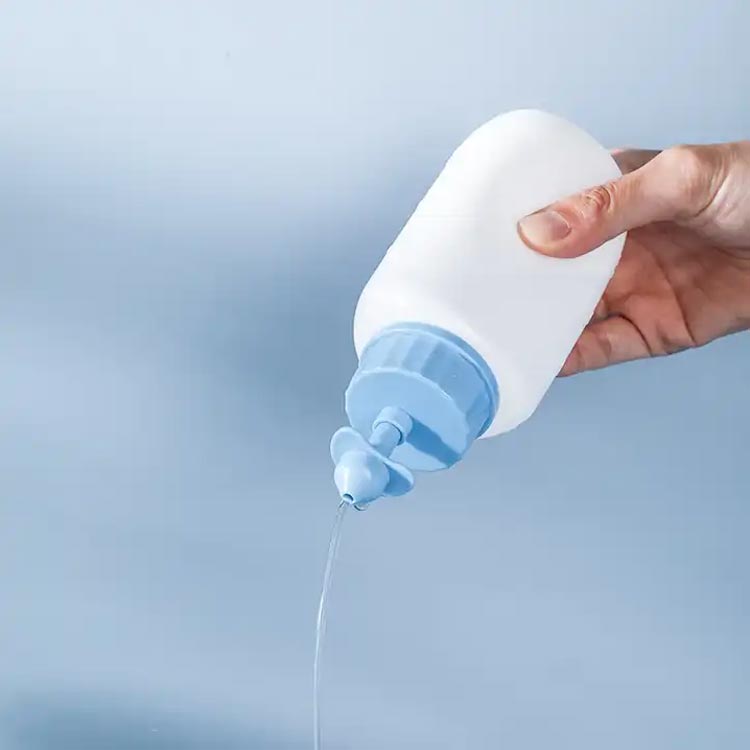 Squeezable 240ml plastic nasal wash sinus rinse bottle for nasal care