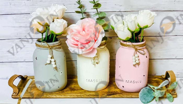 A Guide to Decorating and Labeling Mason Jars