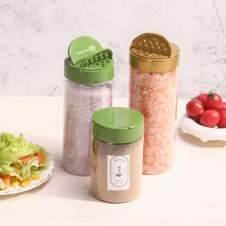 https://www.shbottles.com/images/products/clear-plastic-shaker-bottles-for-spices.jpg