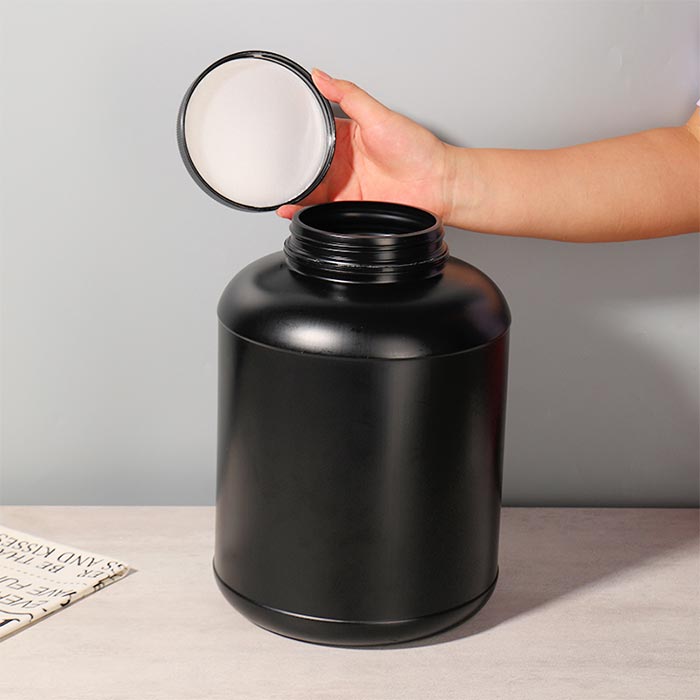 Large Supplement Bottle Black Protein Powder Container Whey Protein Jar Plastic Bottle for Powder Packing