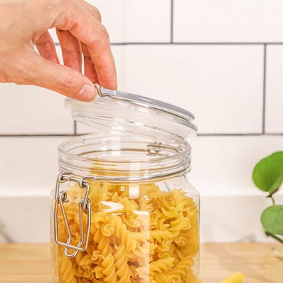 Wide mouth clear 750ml plastic airtight jars with hinged lids